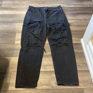 Black denim ripped women’s jeans
